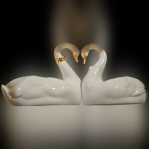 Elegant White Swan Figurines with Gold Accents